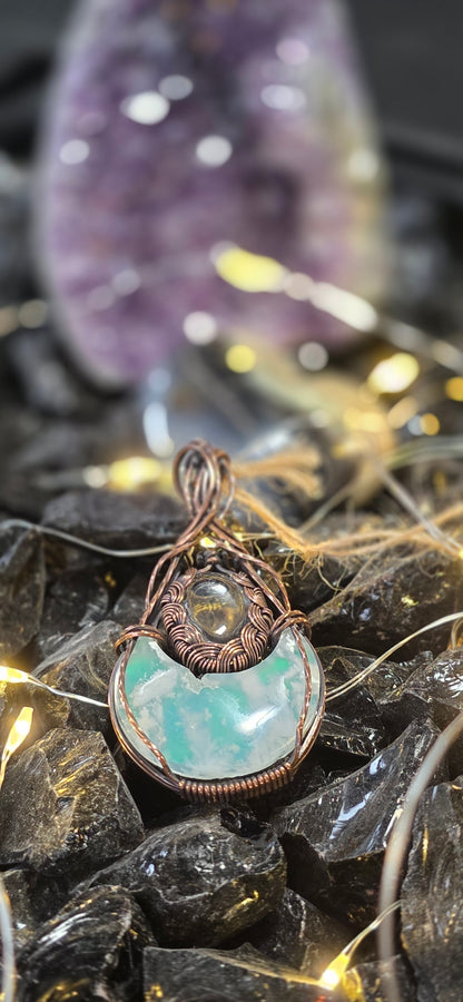 Moon Plume – Green Plume Agate & Clear Quartz Copper Pendant