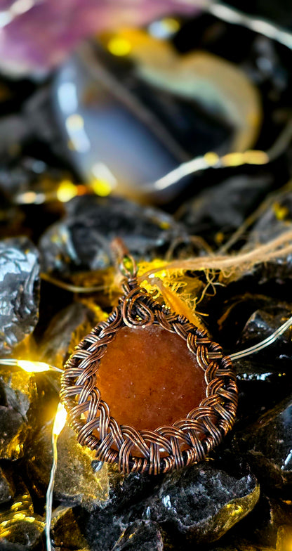 Precious Pendent – Strawberry Quartz & Peridot Copper Wrap