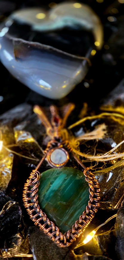 Fit For A Queen – Green Prasem Jasper, Moonstone & Ruby Copper Pendant