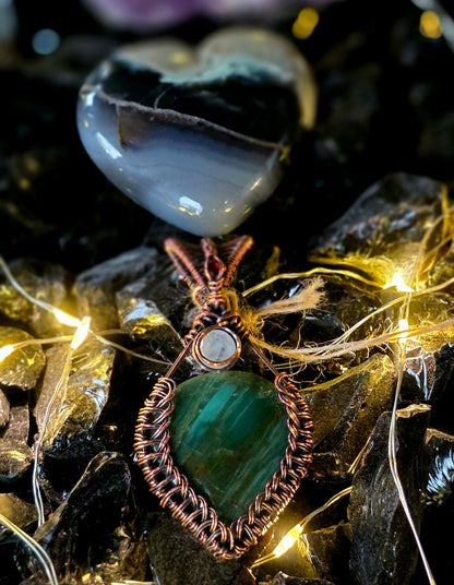 Fit For A Queen – Green Prasem Jasper, Moonstone & Ruby Copper Pendant