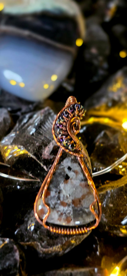 Simply Elegance – Glowing Yooperlight & Rainbow Bead Pendant