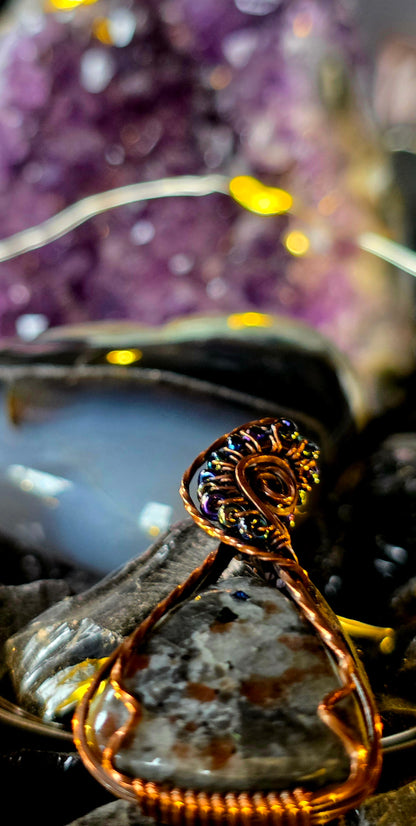 Simply Elegance – Glowing Yooperlight & Rainbow Bead Pendant