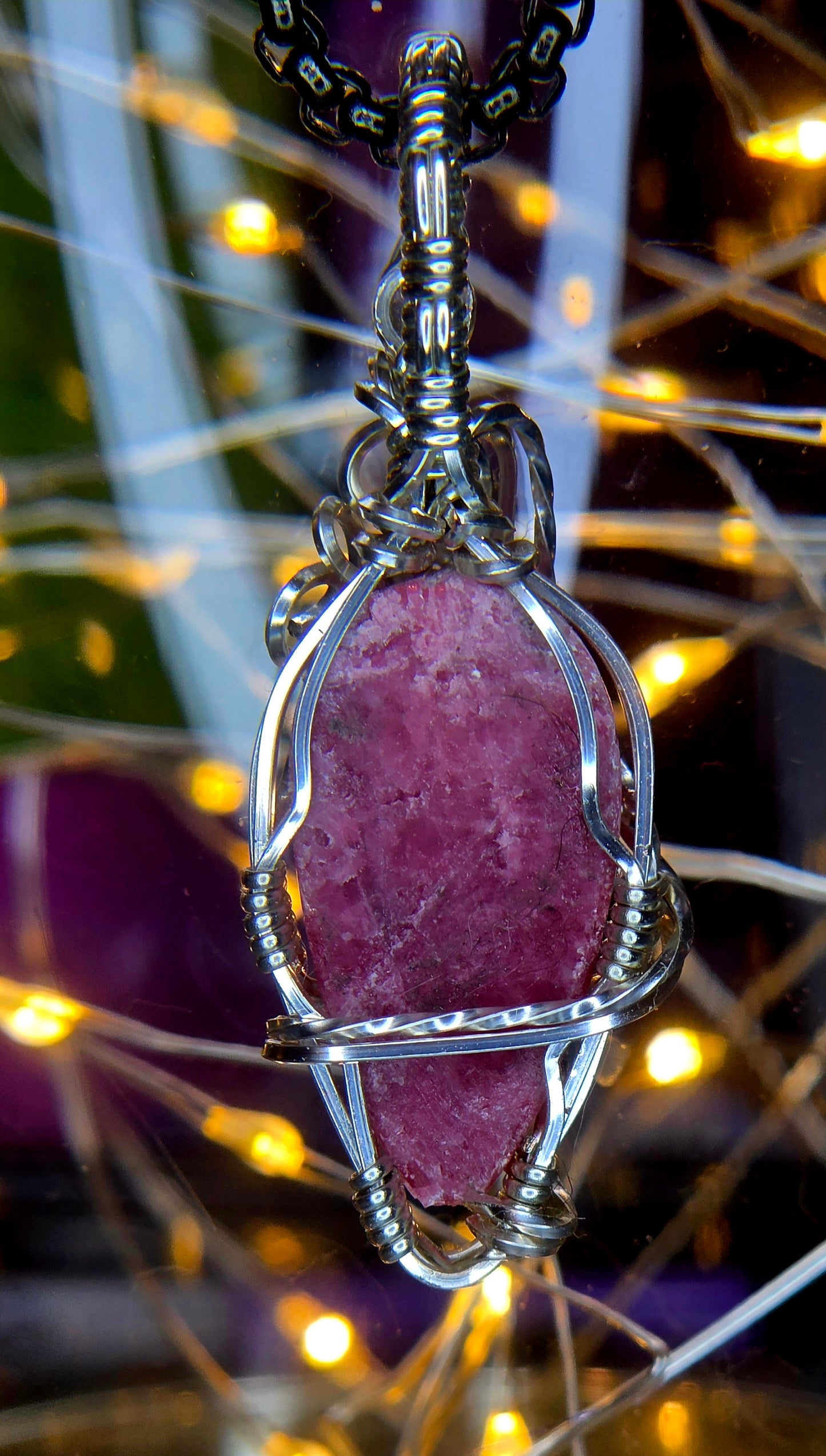 So Pretty In Pink – Pink Rhodonite & Labradorite Silver Plated Copper Pendant