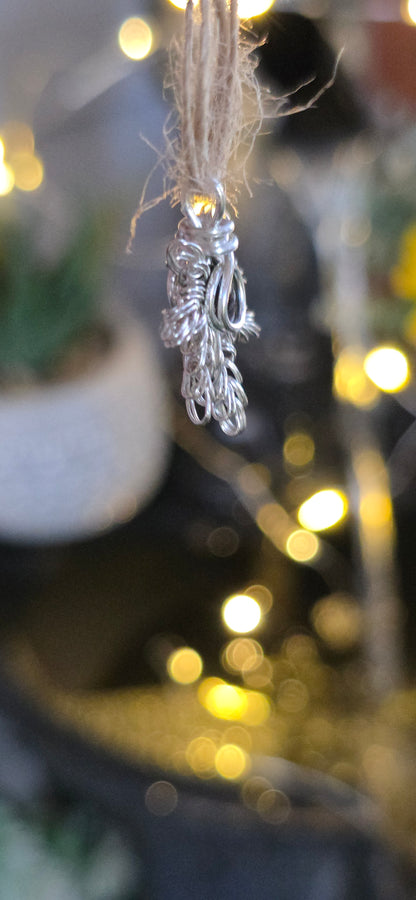 Mary Js Silver Sister – Golden Sheen Obsidian & Silver Plated Copper Leaf Pendant