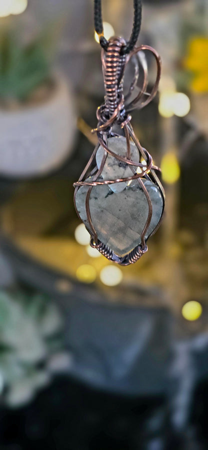 Labradorite❤️Heart & Teardrop Pendant – Hand-Wrapped Copper Jewelry