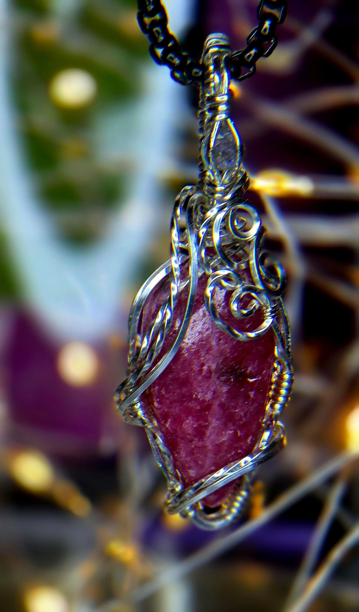 So Pretty In Pink – Pink Rhodonite & Labradorite Silver Plated Copper Pendant