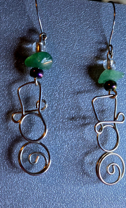 Frosty Filigree – Hand-Wrapped Silver Plated Snowman Earrings